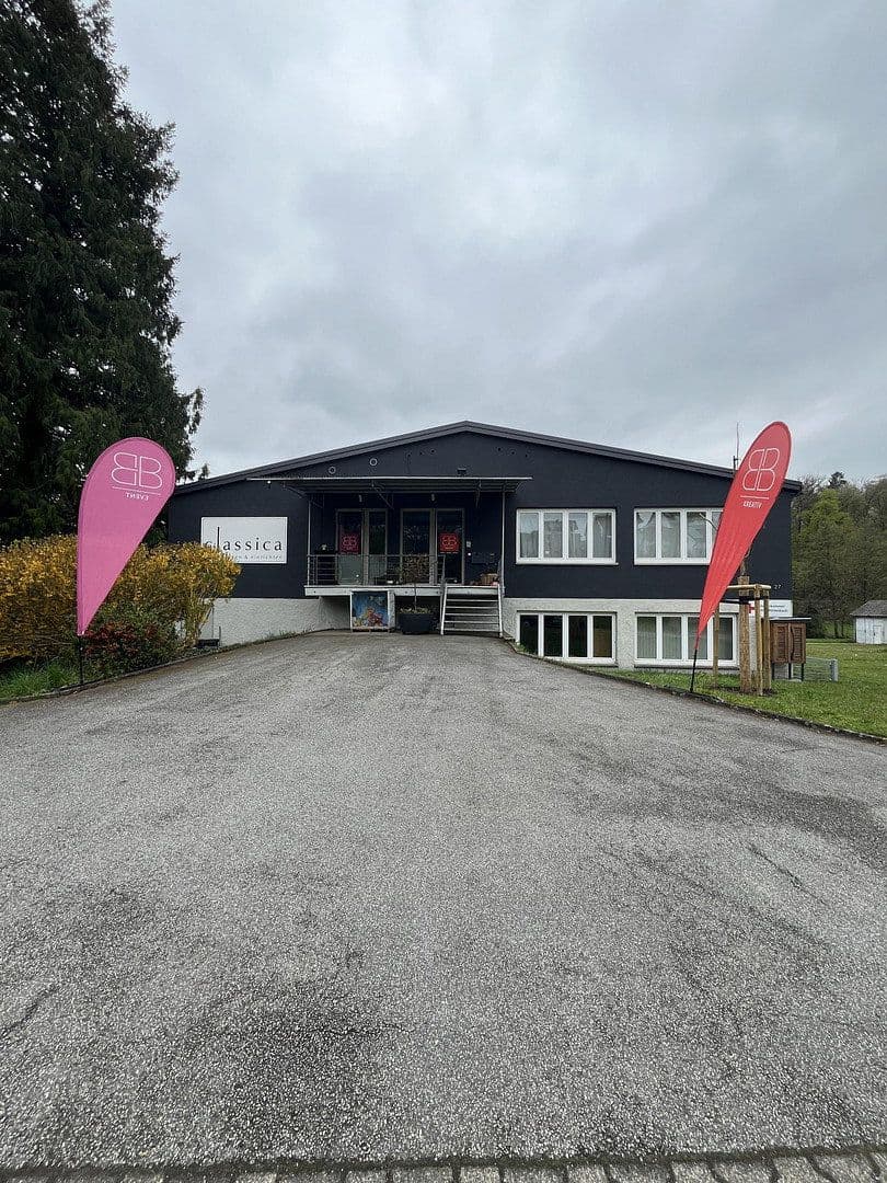 Prenájom kancelárie 100 m², Pfadwiesenstraße 27, Mörlenbach, Hesensko Prenájom kancelárie 100 m², Pfadwiesenstraße 27, Mörlenbach, Hesensko