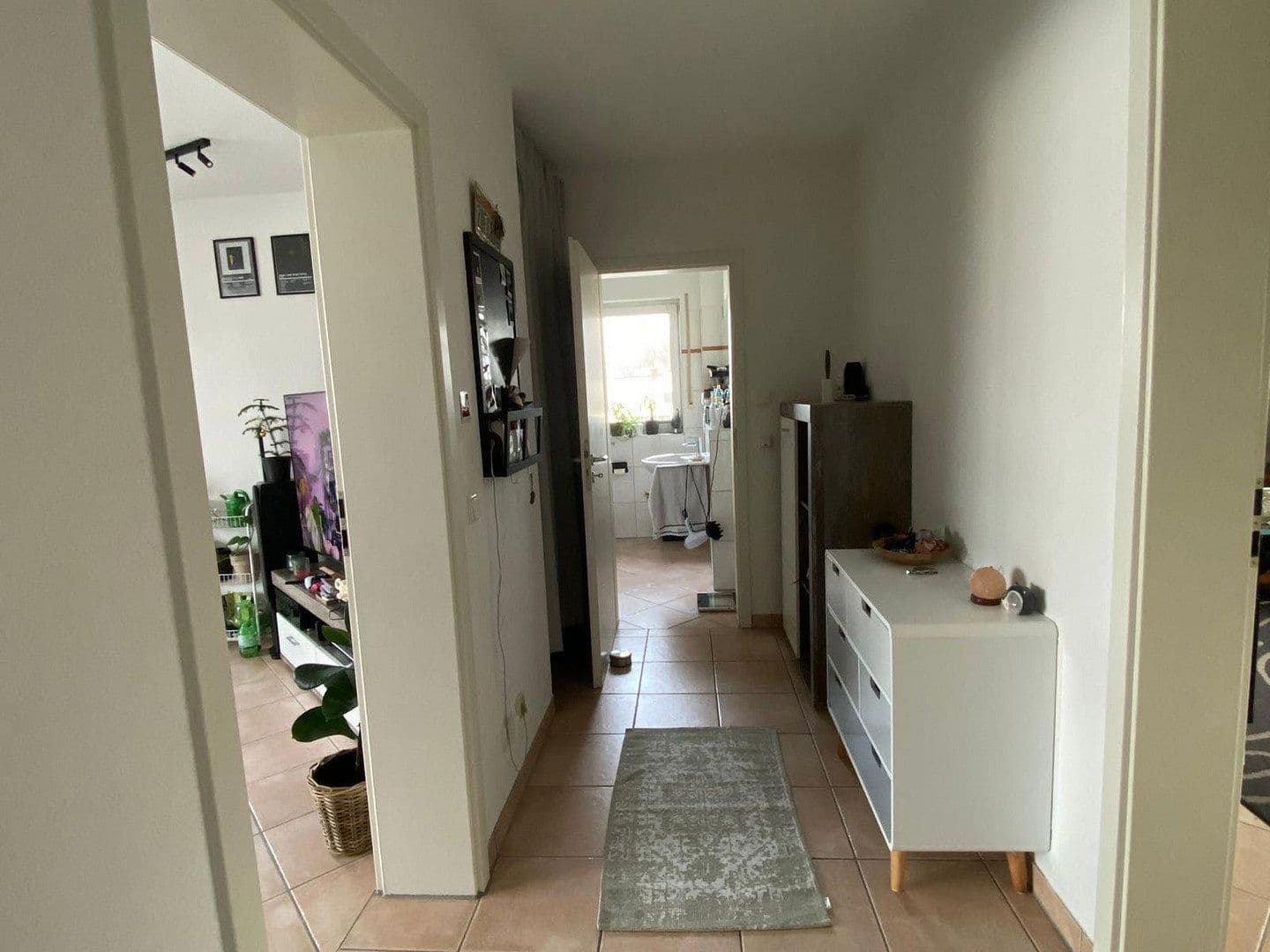 Prenájom bytu 2-izbový 61 m², Viehtrift 23, Köln, Severné Porýnie - Westfálsko Prenájom bytu 2-izbový 61 m², Viehtrift 23, Köln, Severné Porýnie - Westfálsko