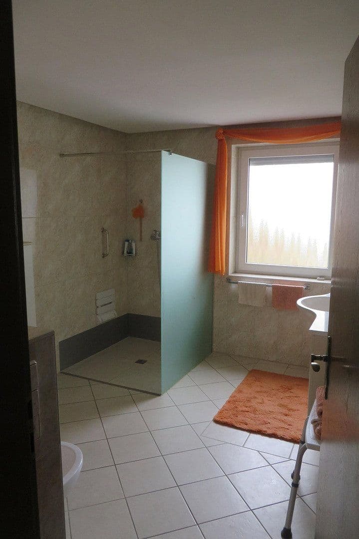 Predaj domu 165 m², pozemek 718 m², Remshalden, Bádensko-Wurttembersko Predaj domu 165 m², pozemek 718 m², Remshalden, Bádensko-Wurttembersko