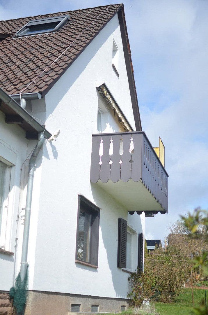 Predaj domu 164 m², pozemek 742 m², Hameln, Dolné Sasko Predaj domu 164 m², pozemek 742 m², Hameln, Dolné Sasko