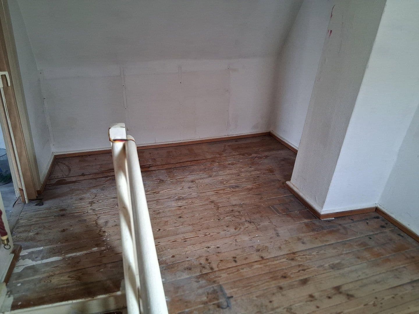 Predaj domu 105 m², pozemek 550 m², Römerberg, Porýnie-Falcko Predaj domu 105 m², pozemek 550 m², Römerberg, Porýnie-Falcko