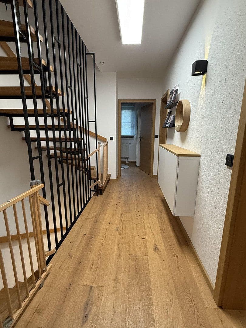 Predaj domu 165 m², pozemek 380 m², Nürnberg, Bavorsko Predaj domu 165 m², pozemek 380 m², Nürnberg, Bavorsko