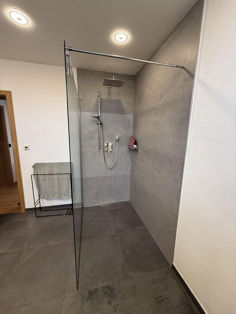 Predaj domu 165 m², pozemek 380 m², Nürnberg, Bavorsko Predaj domu 165 m², pozemek 380 m², Nürnberg, Bavorsko