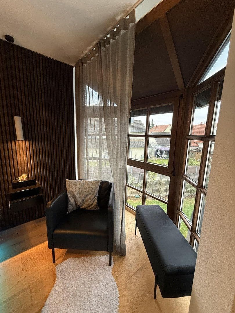 Predaj domu 165 m², pozemek 380 m², Nürnberg, Bavorsko Predaj domu 165 m², pozemek 380 m², Nürnberg, Bavorsko