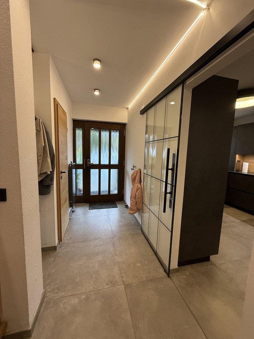 Predaj domu 165 m², pozemek 380 m², Nürnberg, Bavorsko Predaj domu 165 m², pozemek 380 m², Nürnberg, Bavorsko