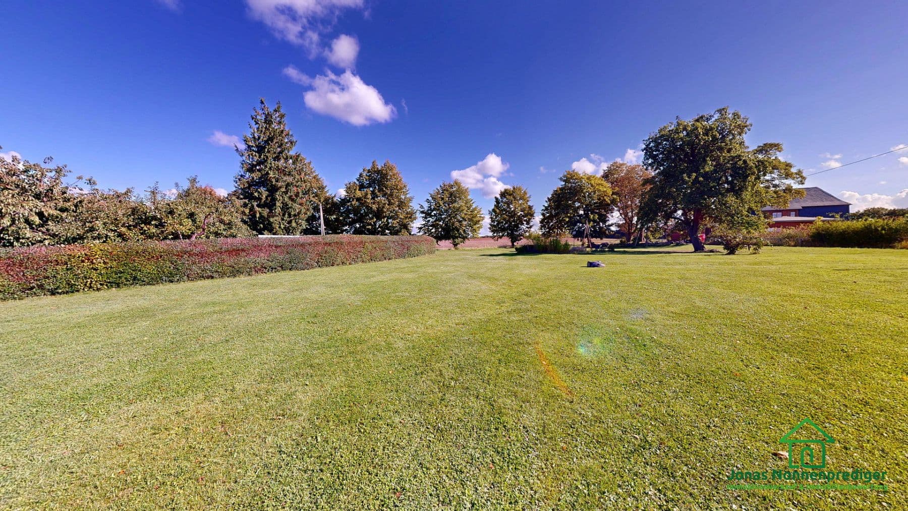 Predaj domu 185 m², pozemek 8.658 m², Bahnhofsweg 8, Alt Sührkow, Meklenbursko-Predpomoransko Predaj domu 185 m², pozemek 8.658 m², Bahnhofsweg 8, Alt Sührkow, Meklenbursko-Predpomoransko