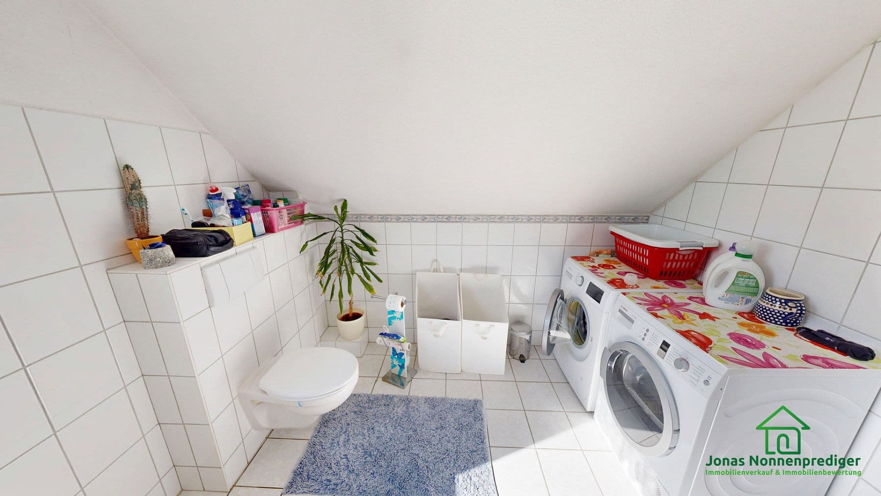 Predaj domu 185 m², pozemek 8.658 m², Bahnhofsweg 8, Alt Sührkow, Meklenbursko-Predpomoransko Predaj domu 185 m², pozemek 8.658 m², Bahnhofsweg 8, Alt Sührkow, Meklenbursko-Predpomoransko