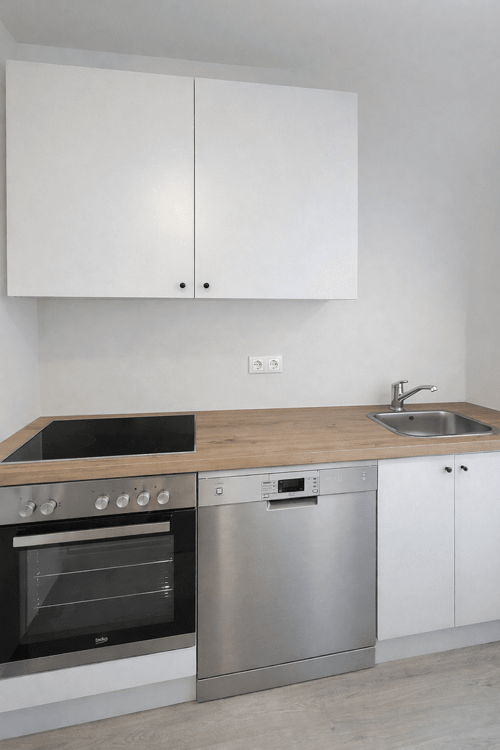 Prenájom bytu 12 m², Hannover, Dolné Sasko Prenájom bytu 12 m², Hannover, Dolné Sasko