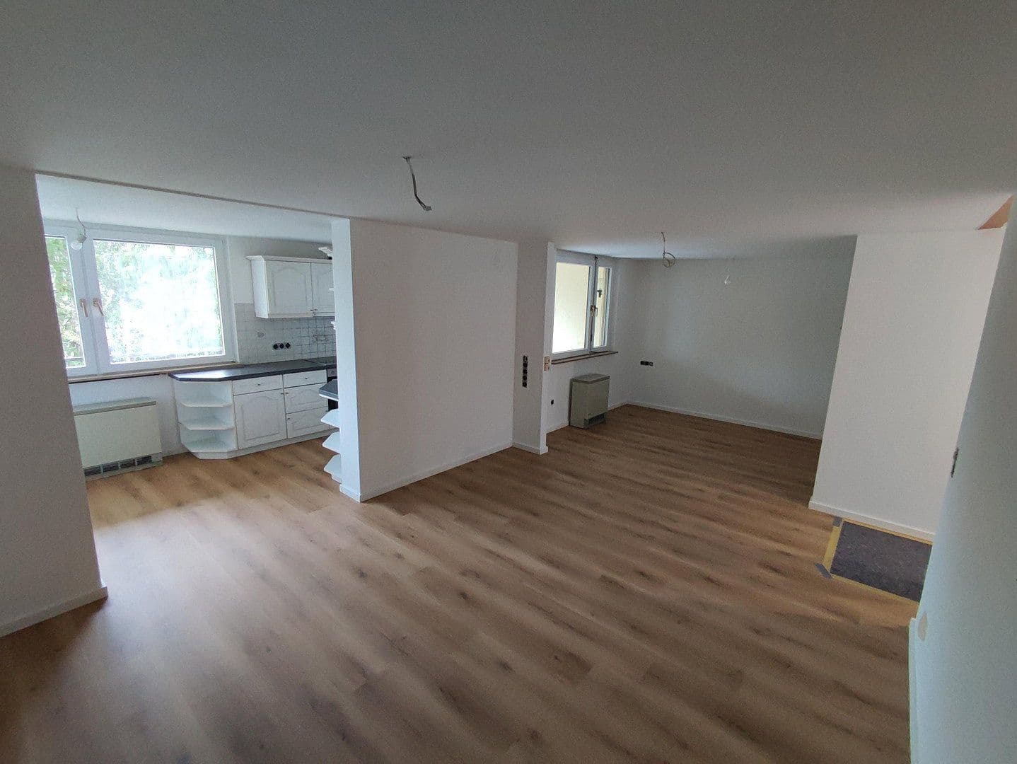 Prenájom bytu 2-izbový 75 m², Am Felsenhau 14, Bad Urach, Bádensko-Wurttembersko Prenájom bytu 2-izbový 75 m², Am Felsenhau 14, Bad Urach, Bádensko-Wurttembersko