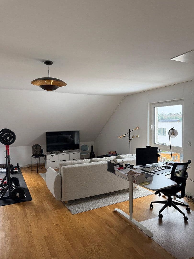 Prenájom domu 165 m², pozemek 313 m², Stahnsdorf, Brandenbursko Prenájom domu 165 m², pozemek 313 m², Stahnsdorf, Brandenbursko