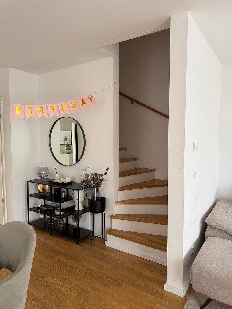 Prenájom domu 165 m², pozemek 313 m², Stahnsdorf, Brandenbursko Prenájom domu 165 m², pozemek 313 m², Stahnsdorf, Brandenbursko