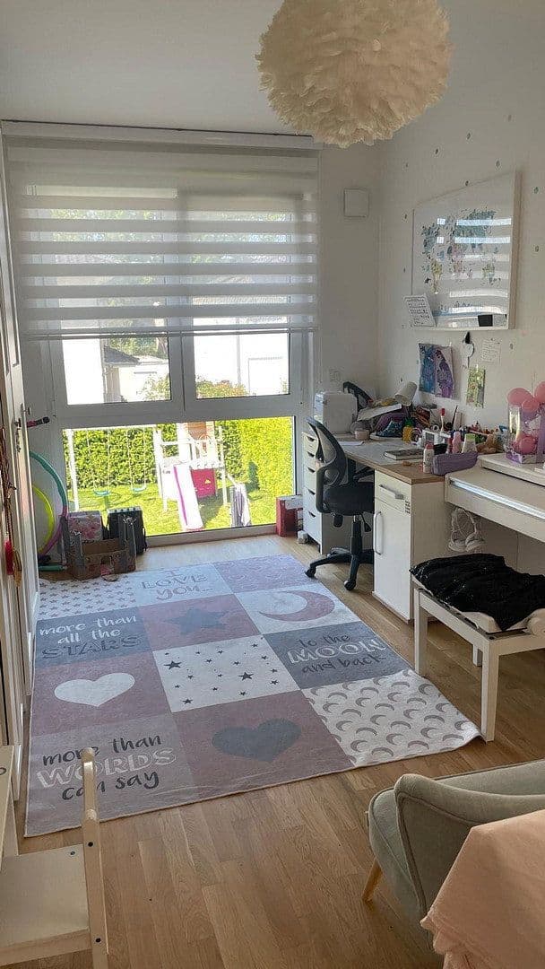 Prenájom domu 165 m², pozemek 313 m², Stahnsdorf, Brandenbursko Prenájom domu 165 m², pozemek 313 m², Stahnsdorf, Brandenbursko