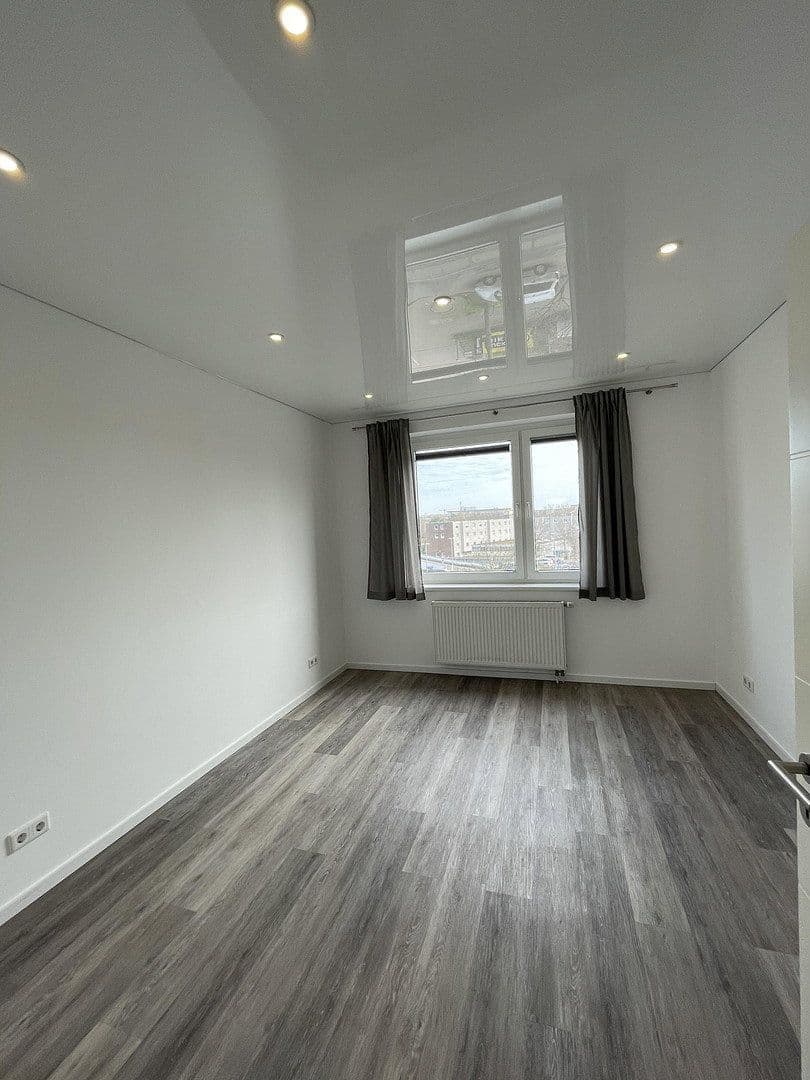 Predaj bytu 3-izbový 68 m², Aachenerstr. 157, Düsseldorf, Severné Porýnie - Westfálsko Predaj bytu 3-izbový 68 m², Aachenerstr. 157, Düsseldorf, Severné Porýnie - Westfálsko