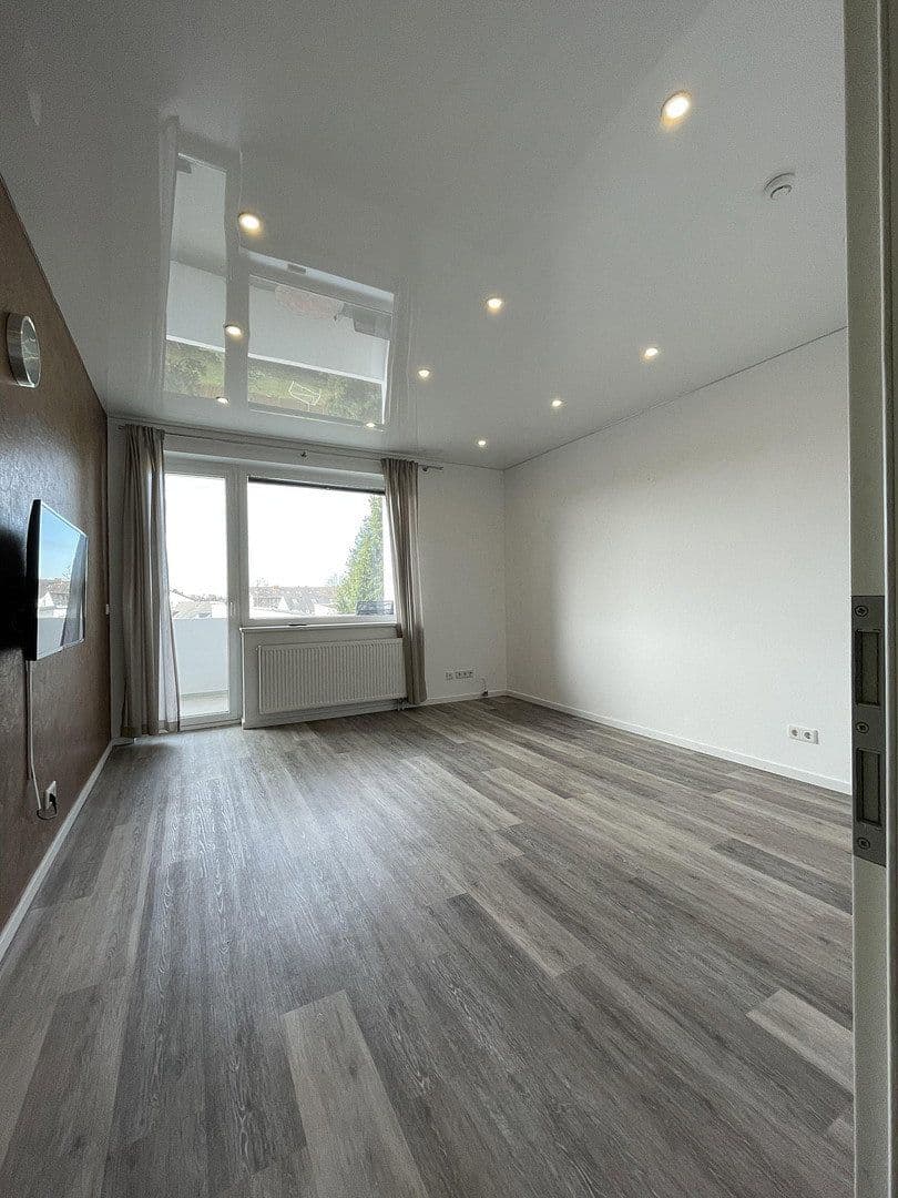 Predaj bytu 3-izbový 68 m², Aachenerstr. 157, Düsseldorf, Severné Porýnie - Westfálsko Predaj bytu 3-izbový 68 m², Aachenerstr. 157, Düsseldorf, Severné Porýnie - Westfálsko