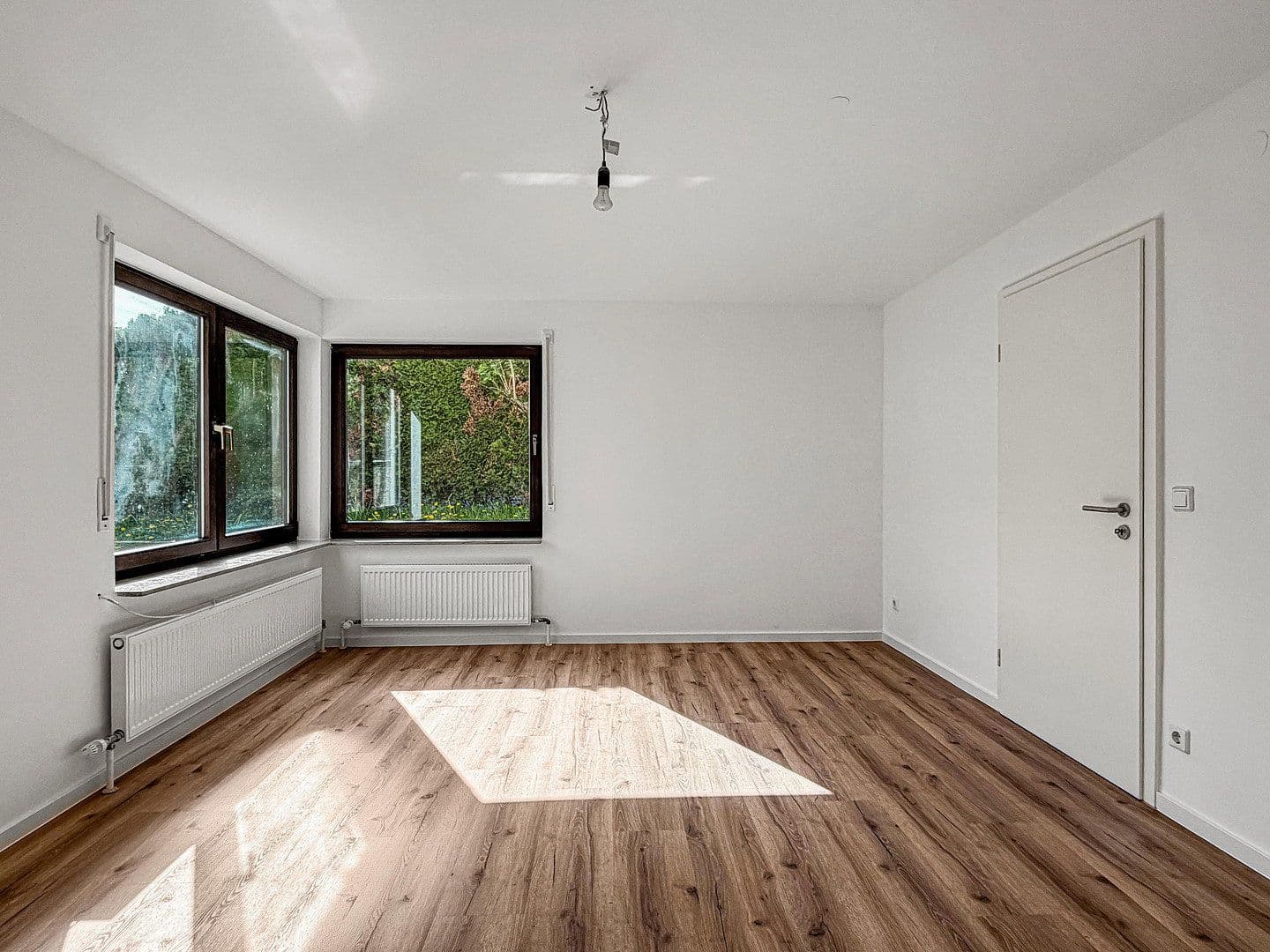 Prenájom domu 119 m², pozemek 316 m², Fichtestraße 40/1, Heilbronn, Bádensko-Wurttembersko Prenájom domu 119 m², pozemek 316 m², Fichtestraße 40/1, Heilbronn, Bádensko-Wurttembersko