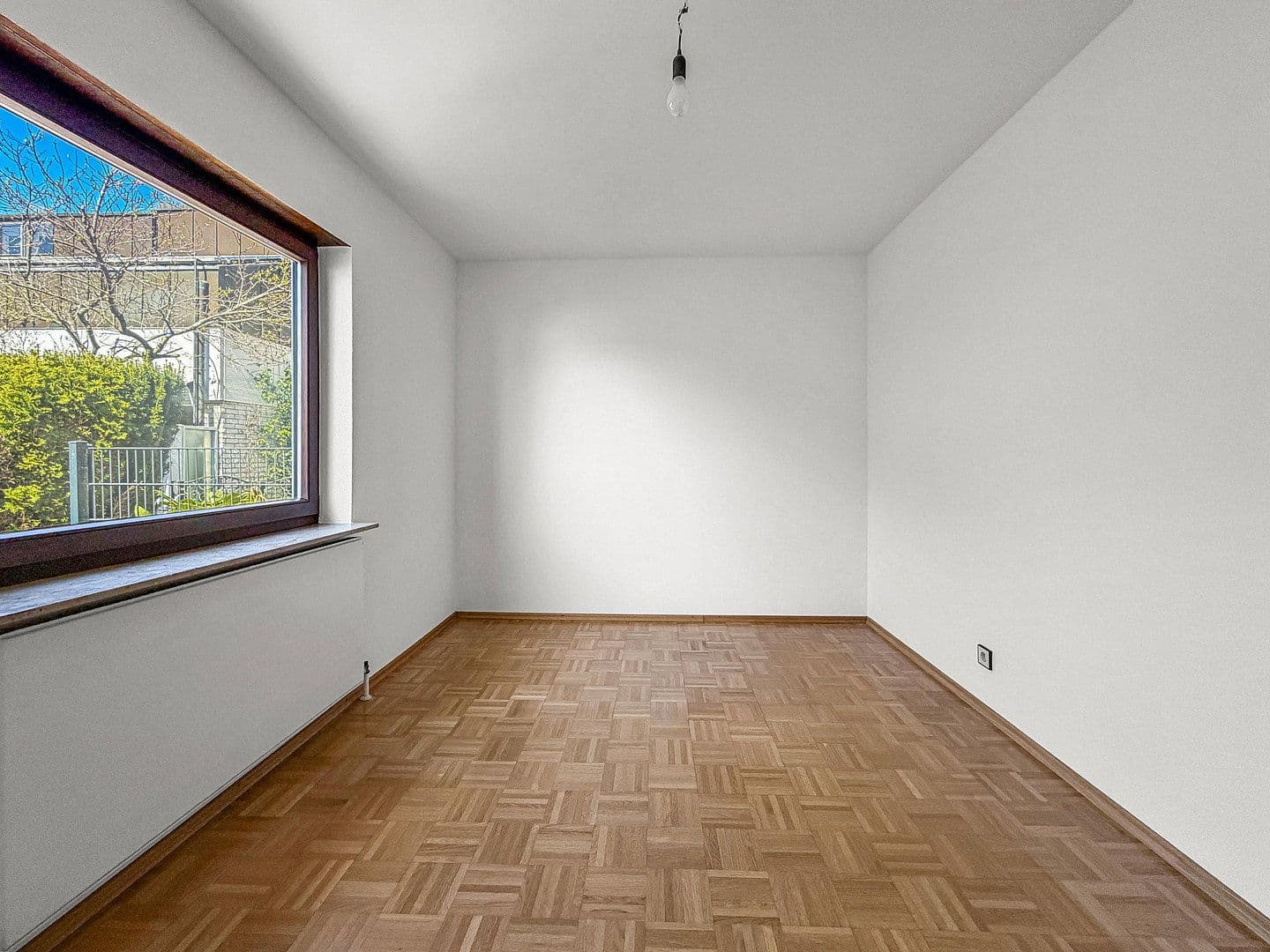 Prenájom domu 119 m², pozemek 316 m², Fichtestraße 40/1, Heilbronn, Bádensko-Wurttembersko Prenájom domu 119 m², pozemek 316 m², Fichtestraße 40/1, Heilbronn, Bádensko-Wurttembersko