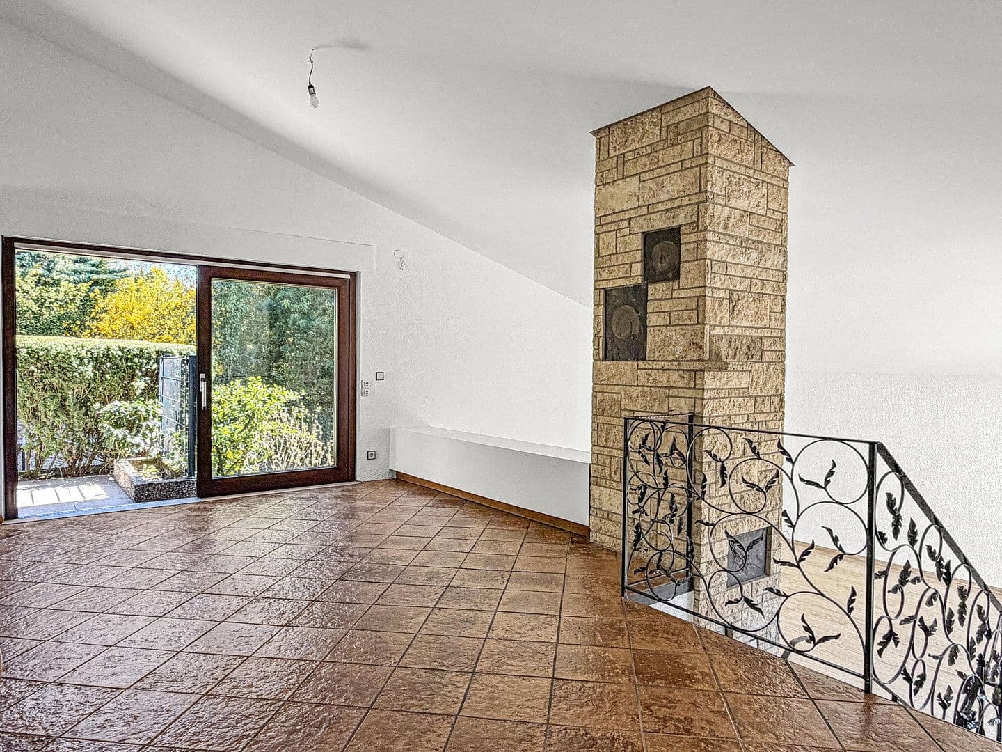 Prenájom domu 119 m², pozemek 316 m², Fichtestraße 40/1, Heilbronn, Bádensko-Wurttembersko Prenájom domu 119 m², pozemek 316 m², Fichtestraße 40/1, Heilbronn, Bádensko-Wurttembersko