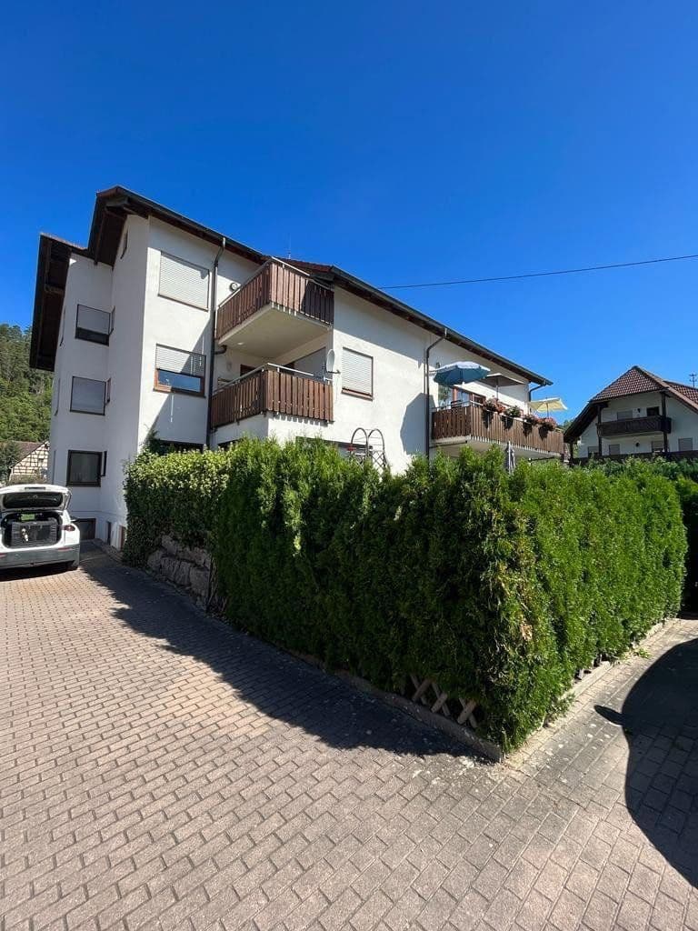Predaj bytu 3-izbový 96 m², Neckartalstraße 32, Sulz am Neckar, Bádensko-Wurttembersko Predaj bytu 3-izbový 96 m², Neckartalstraße 32, Sulz am Neckar, Bádensko-Wurttembersko