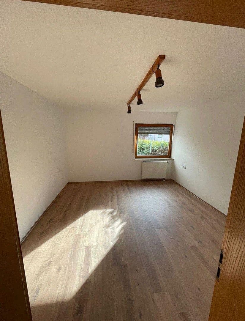 Predaj bytu 3-izbový 96 m², Neckartalstraße 32, Sulz am Neckar, Bádensko-Wurttembersko Predaj bytu 3-izbový 96 m², Neckartalstraße 32, Sulz am Neckar, Bádensko-Wurttembersko