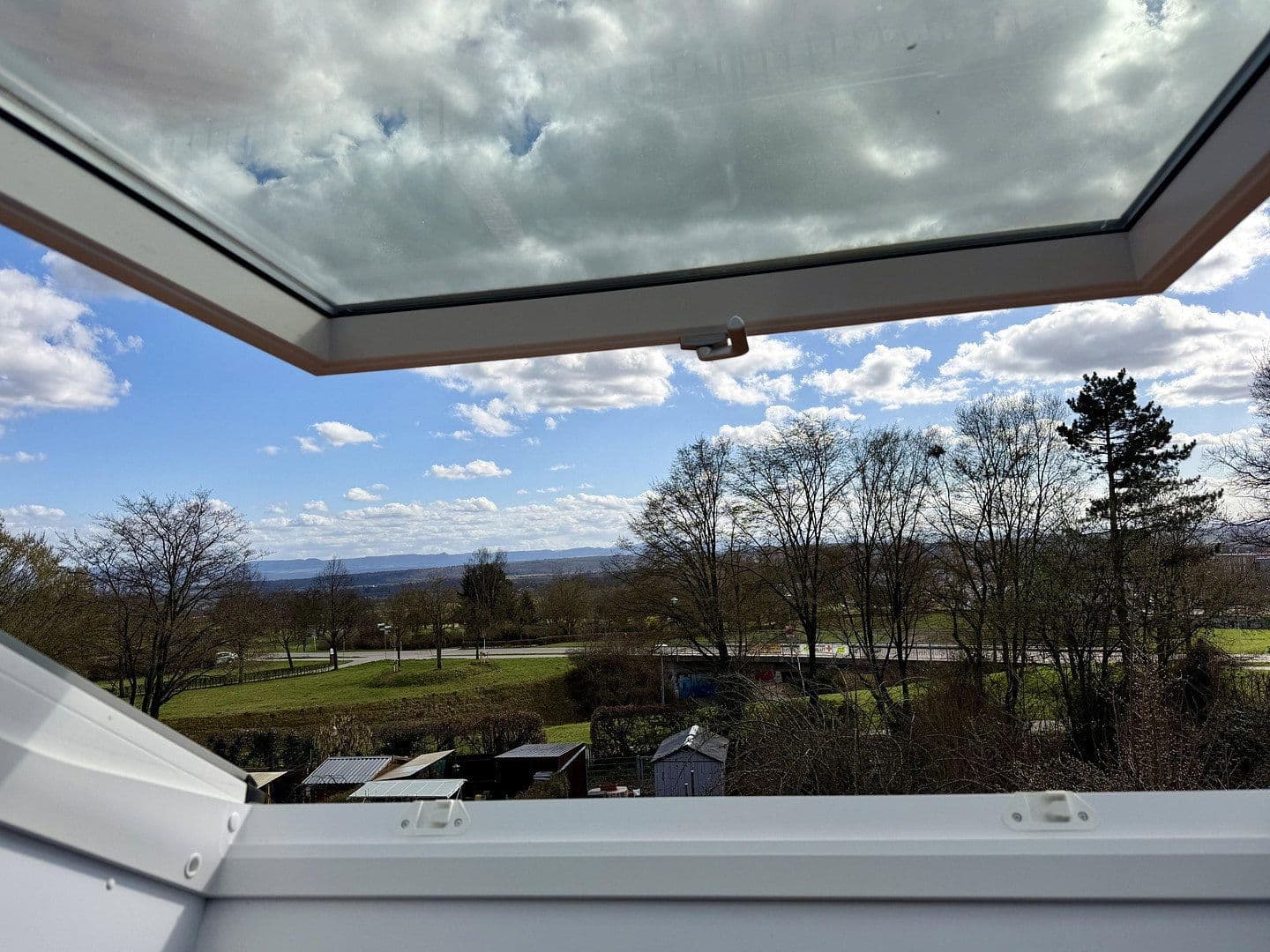 Predaj domu 98 m², pozemek 275 m², Gerhart-Hauptmann-Str. 59, Ostfildern, Bádensko-Wurttembersko Predaj domu 98 m², pozemek 275 m², Gerhart-Hauptmann-Str. 59, Ostfildern, Bádensko-Wurttembersko