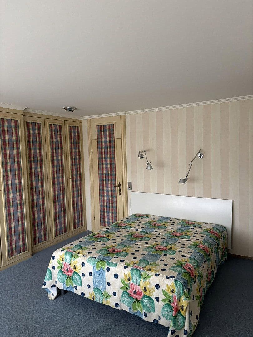 Prenájom domu 200 m², pozemek 3.000 m², Kreuzau, Severné Porýnie - Westfálsko Prenájom domu 200 m², pozemek 3.000 m², Kreuzau, Severné Porýnie - Westfálsko