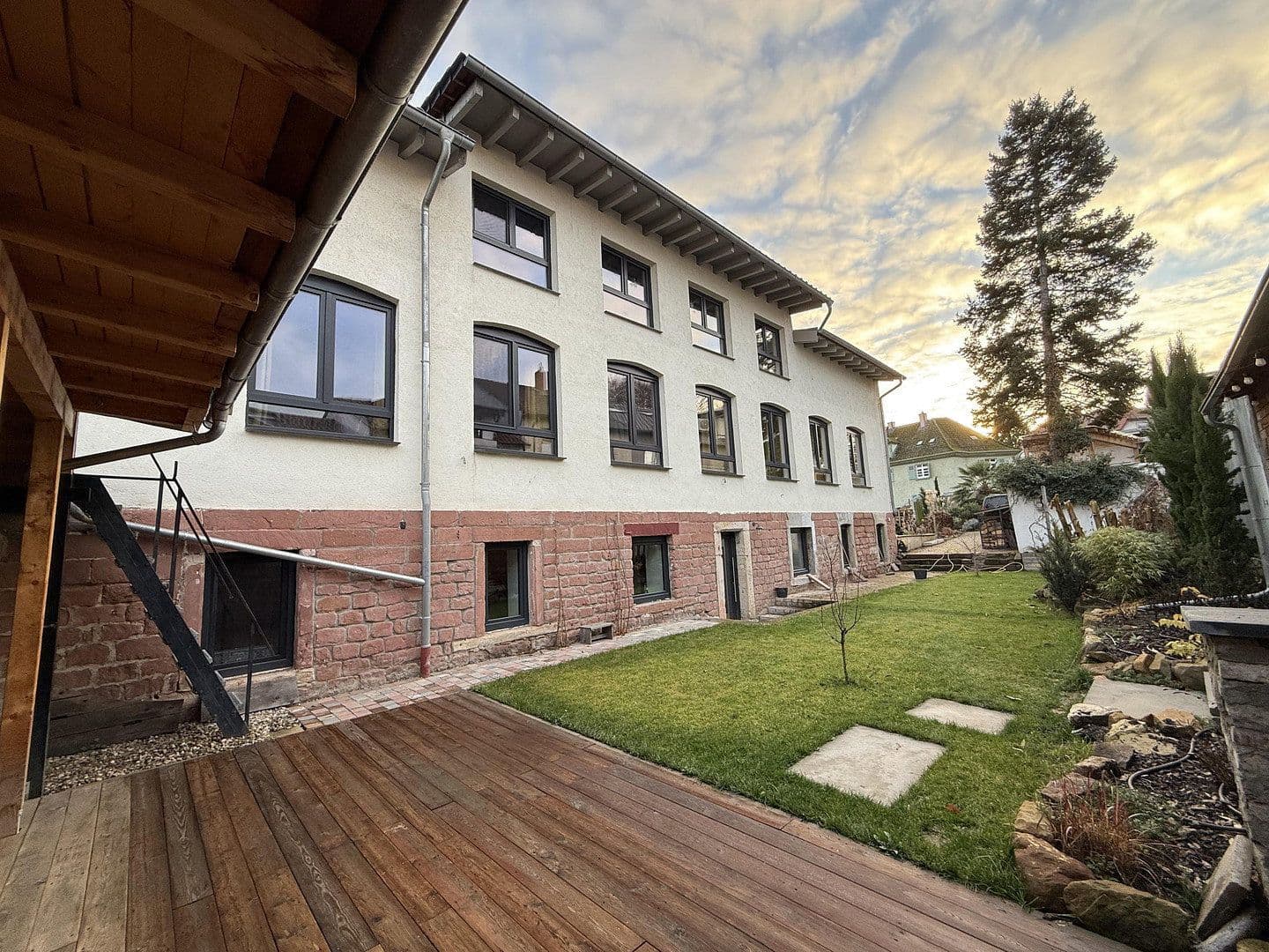 Predaj domu 189 m², pozemek 519 m², Wegelnburgstraße 54, Ludwigshafen, Porýnie-Falcko Predaj domu 189 m², pozemek 519 m², Wegelnburgstraße 54, Ludwigshafen, Porýnie-Falcko