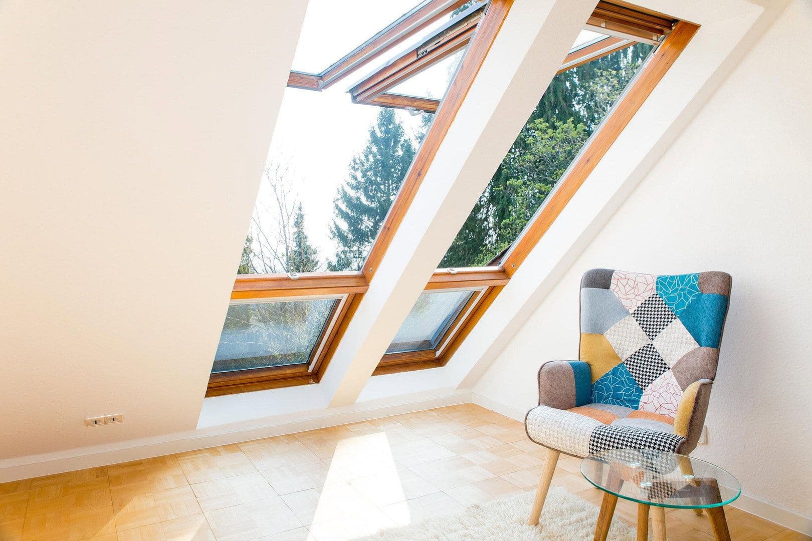 Prenájom bytu 2-izbový 65 m², Stuttgart, Bádensko-Wurttembersko Prenájom bytu 2-izbový 65 m², Stuttgart, Bádensko-Wurttembersko