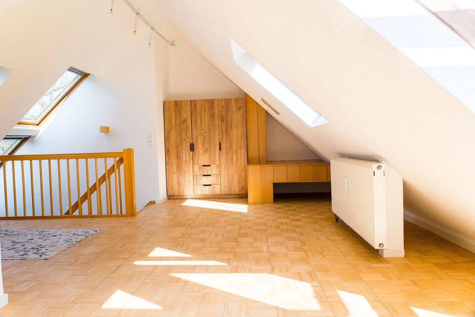 Prenájom bytu 2-izbový 65 m², Stuttgart, Bádensko-Wurttembersko Prenájom bytu 2-izbový 65 m², Stuttgart, Bádensko-Wurttembersko