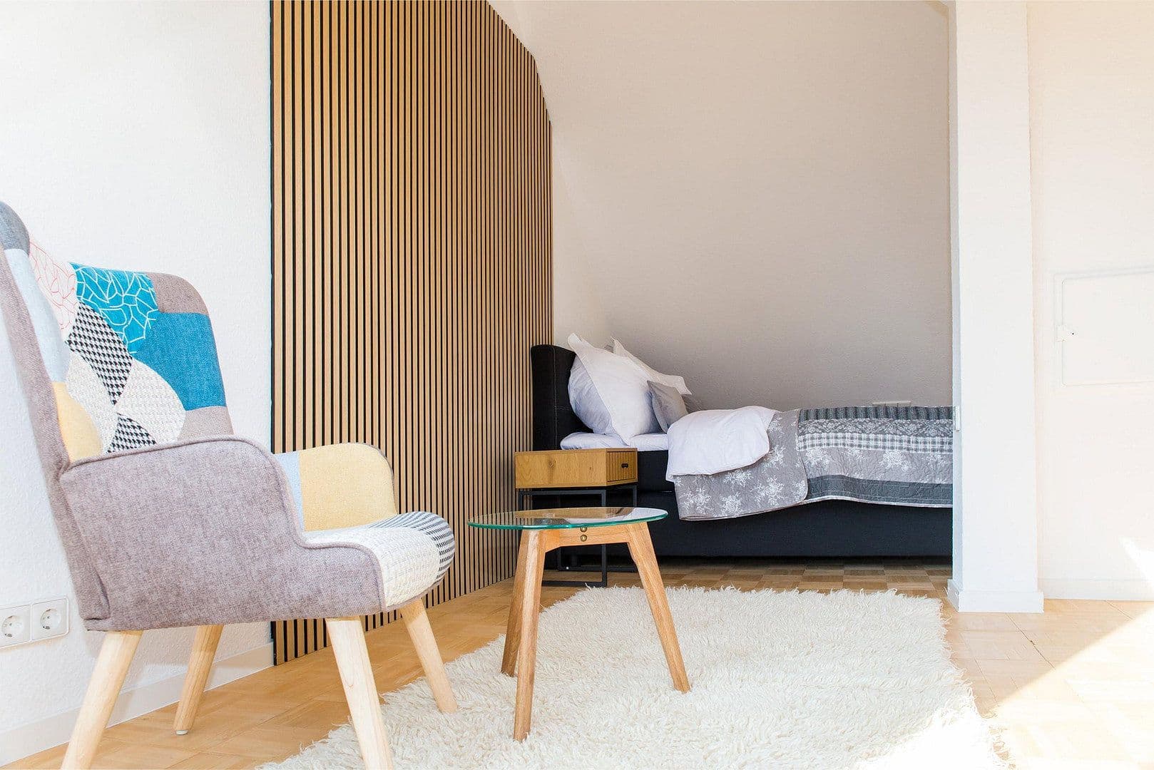 Prenájom bytu 2-izbový 65 m², Stuttgart, Bádensko-Wurttembersko Prenájom bytu 2-izbový 65 m², Stuttgart, Bádensko-Wurttembersko