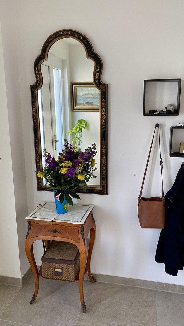 Predaj domu 192 m², pozemek 353 m², Wiesbaden, Hesensko Predaj domu 192 m², pozemek 353 m², Wiesbaden, Hesensko