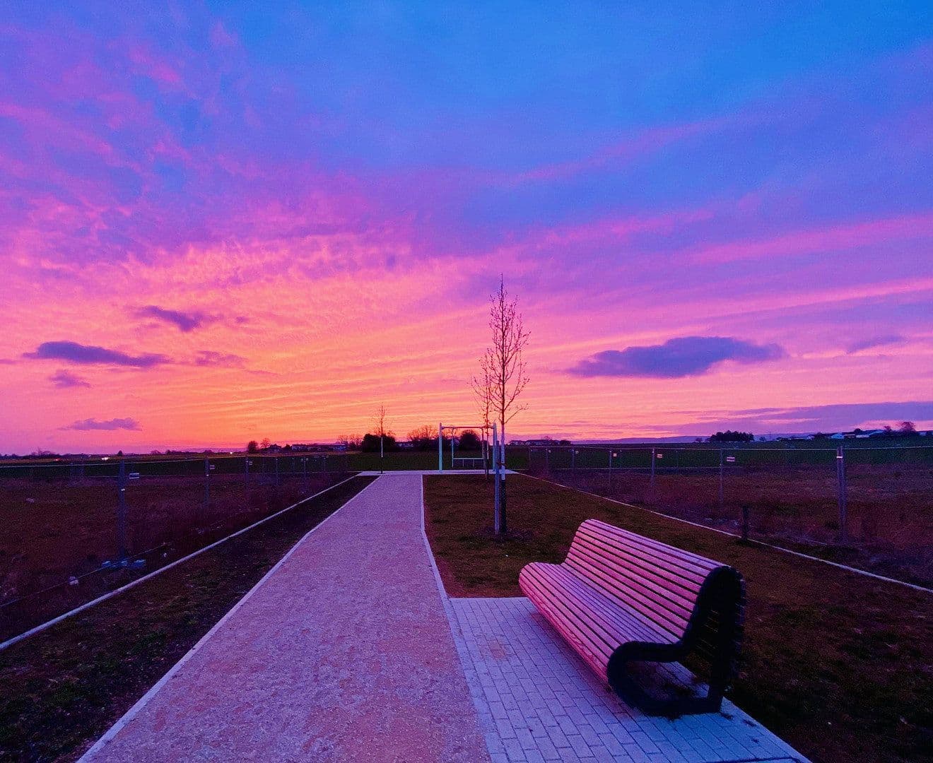 Predaj domu 192 m², pozemek 353 m², Wiesbaden, Hesensko Predaj domu 192 m², pozemek 353 m², Wiesbaden, Hesensko