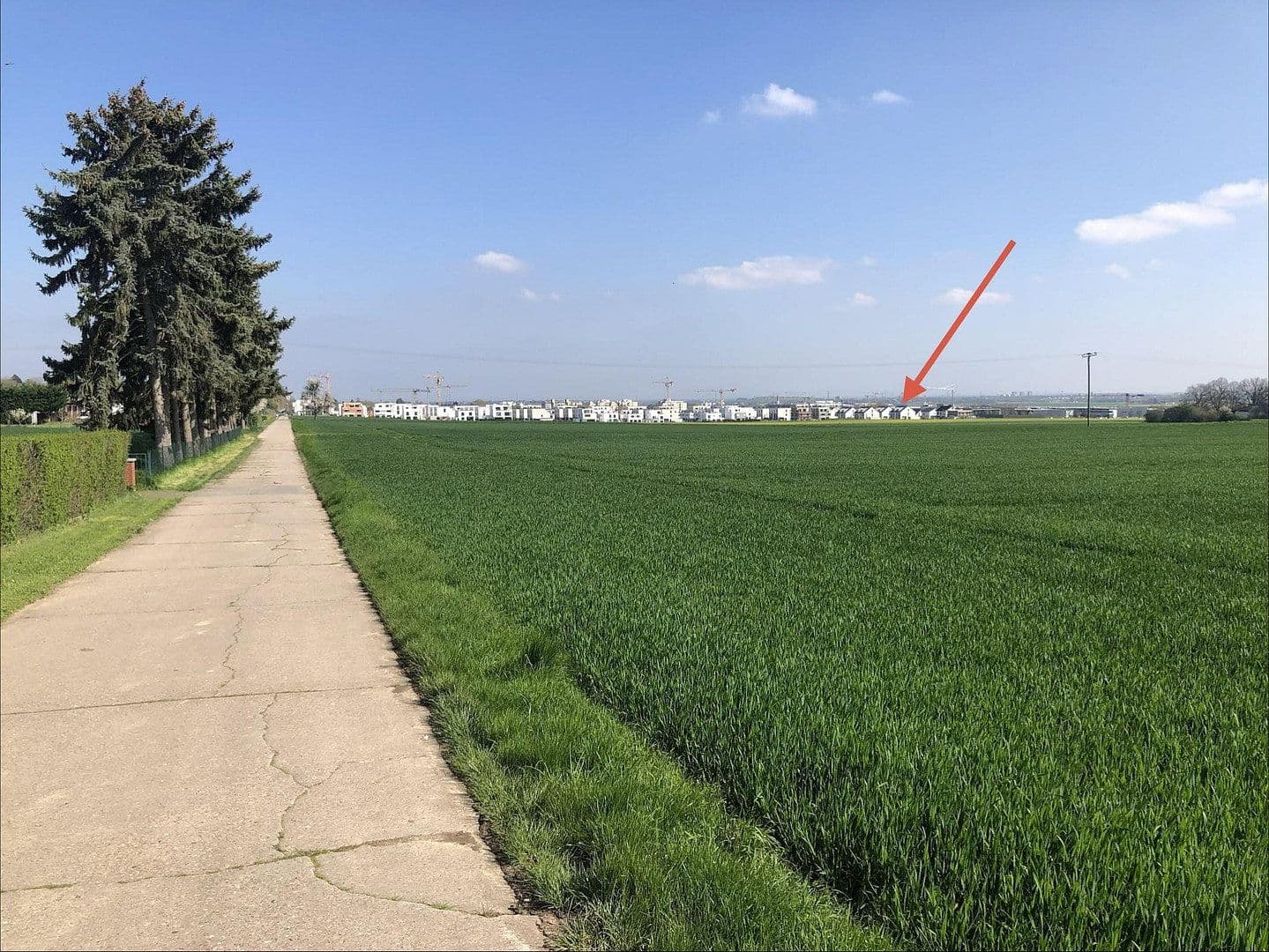 Predaj domu 192 m², pozemek 353 m², Wiesbaden, Hesensko Predaj domu 192 m², pozemek 353 m², Wiesbaden, Hesensko