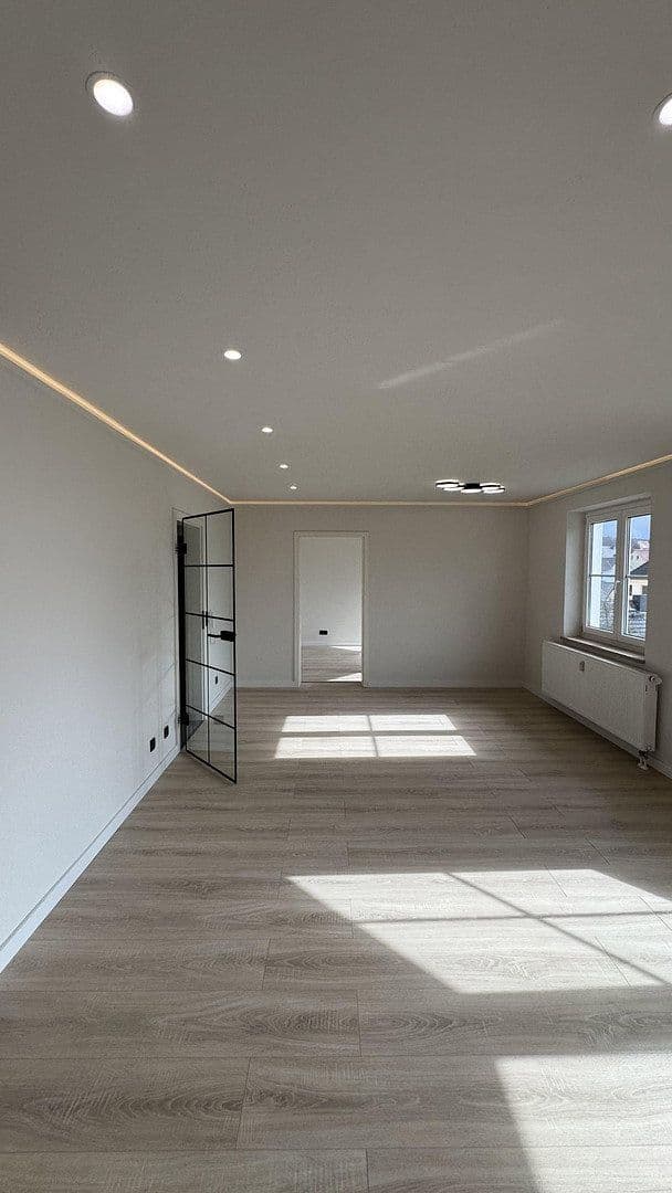 Predaj bytu 2-izbový 61 m², Ranis, Durínsko Predaj bytu 2-izbový 61 m², Ranis, Durínsko