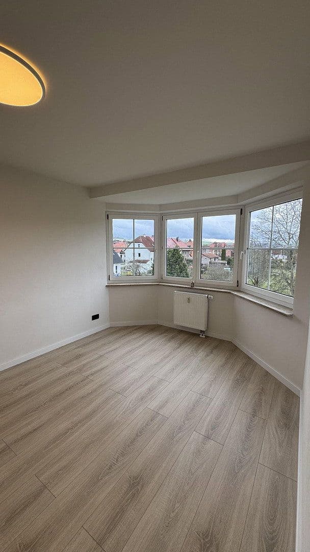 Predaj bytu 2-izbový 61 m², Ranis, Durínsko Predaj bytu 2-izbový 61 m², Ranis, Durínsko