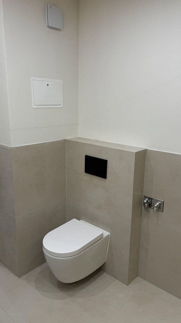 Predaj bytu 2-izbový 61 m², Ranis, Durínsko Predaj bytu 2-izbový 61 m², Ranis, Durínsko