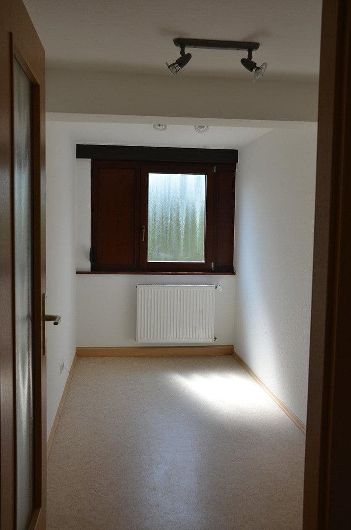 Prenájom domu 150 m², pozemek 1.000 m², Bammental, Bádensko-Wurttembersko Prenájom domu 150 m², pozemek 1.000 m², Bammental, Bádensko-Wurttembersko