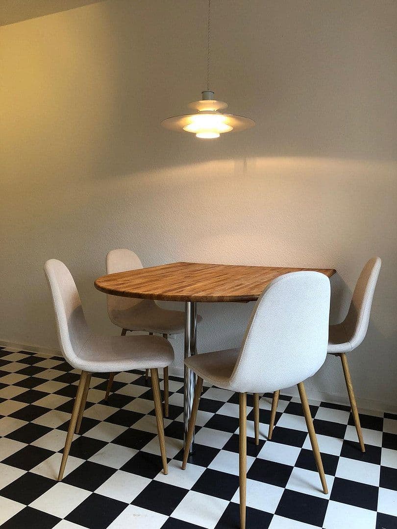 Prenájom domu 150 m², pozemek 1.000 m², Bammental, Bádensko-Wurttembersko Prenájom domu 150 m², pozemek 1.000 m², Bammental, Bádensko-Wurttembersko