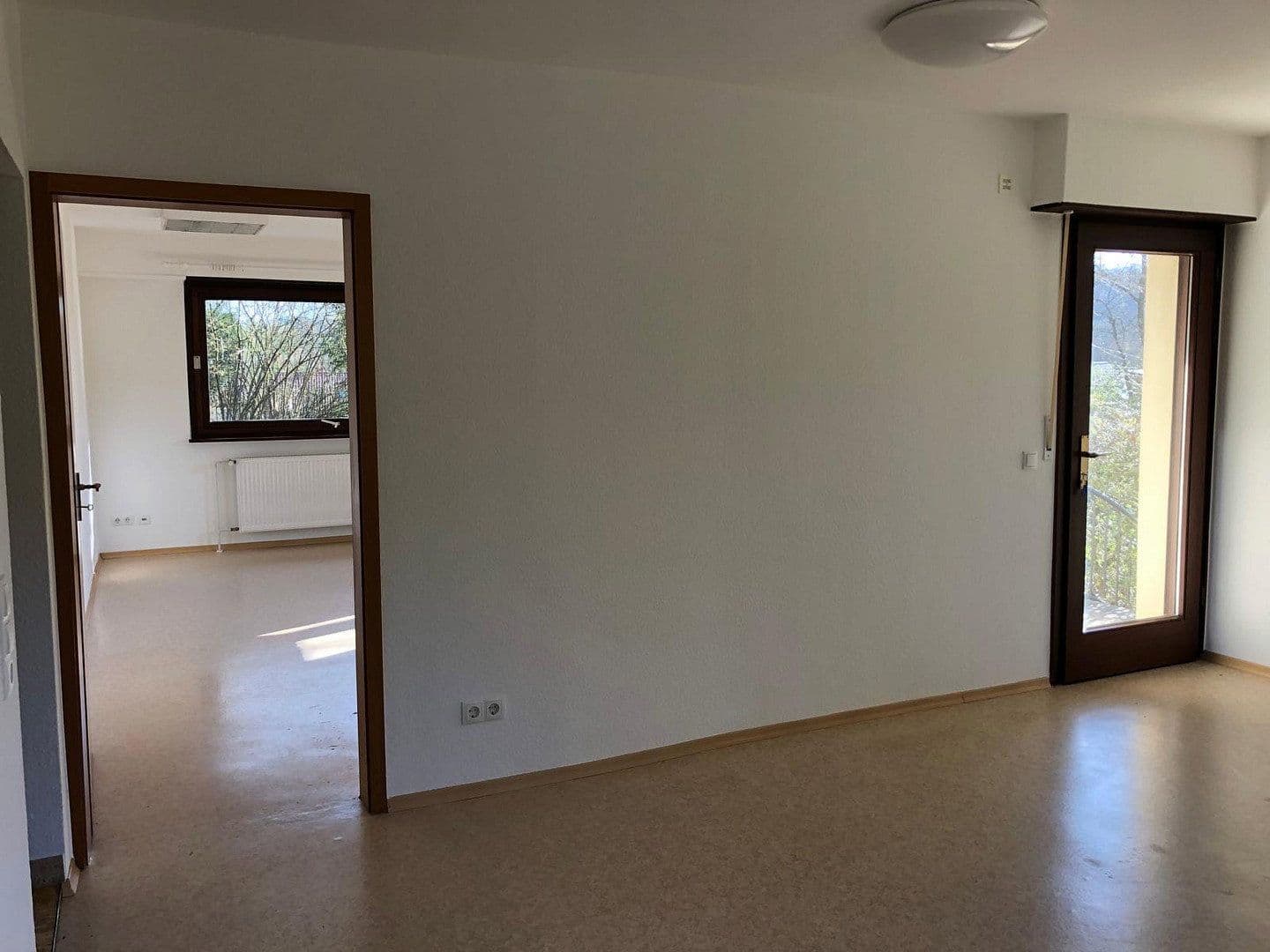 Prenájom domu 150 m², pozemek 1.000 m², Bammental, Bádensko-Wurttembersko Prenájom domu 150 m², pozemek 1.000 m², Bammental, Bádensko-Wurttembersko