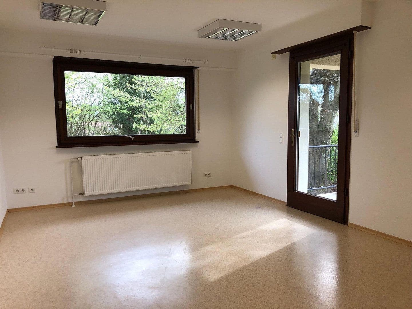 Prenájom domu 150 m², pozemek 1.000 m², Bammental, Bádensko-Wurttembersko Prenájom domu 150 m², pozemek 1.000 m², Bammental, Bádensko-Wurttembersko