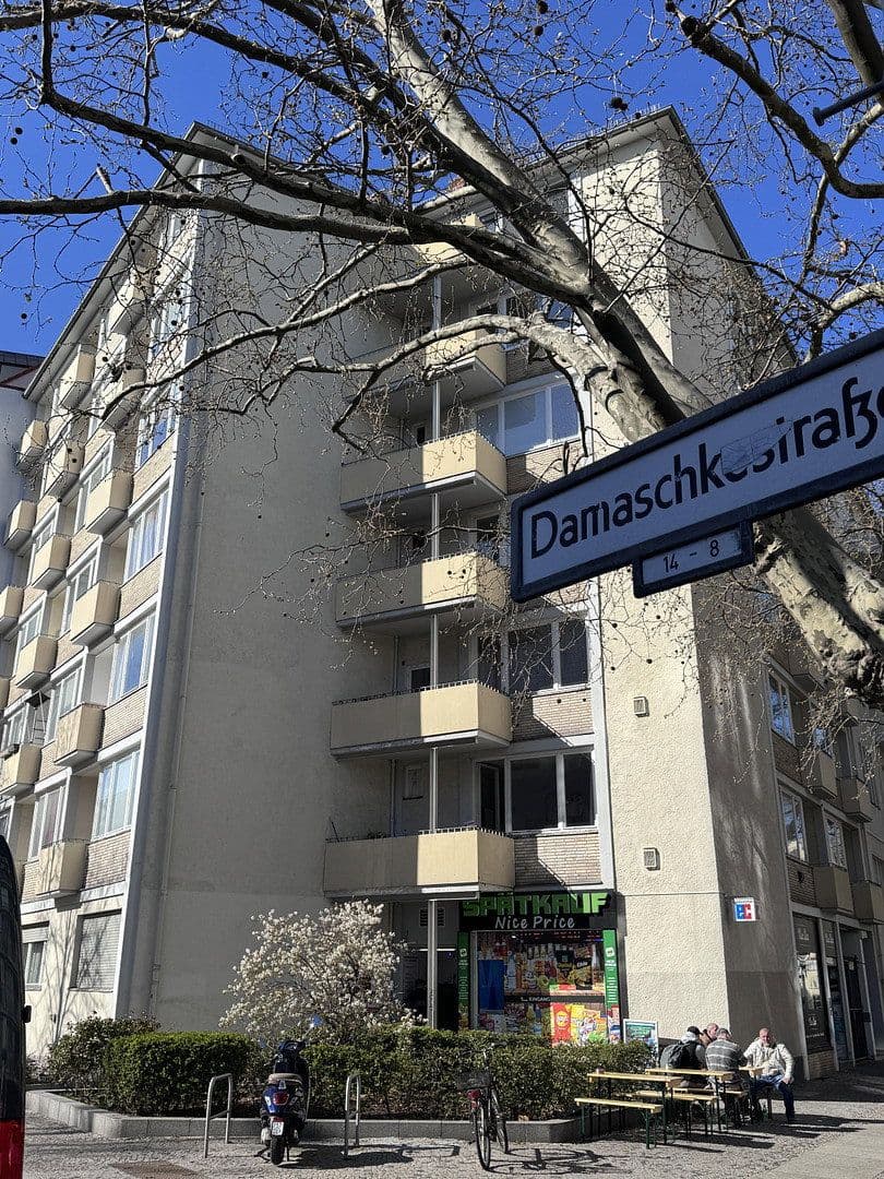 Prenájom bytu 1-izbový 33 m², Berlin, Berlín Prenájom bytu 1-izbový 33 m², Berlin, Berlín