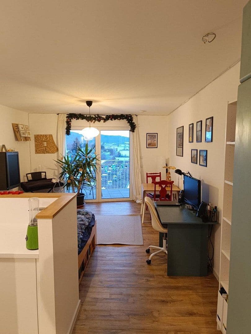 Prenájom bytu 1-izbový 36 m², Breisacher Straße 141, Freiburg im Breisgau, Bádensko-Wurttembersko Prenájom bytu 1-izbový 36 m², Breisacher Straße 141, Freiburg im Breisgau, Bádensko-Wurttembersko