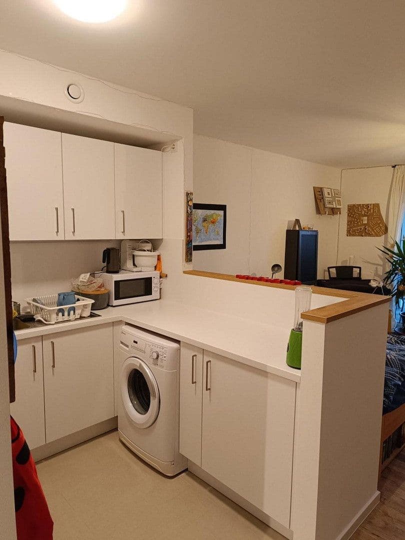 Prenájom bytu 1-izbový 36 m², Breisacher Straße 141, Freiburg im Breisgau, Bádensko-Wurttembersko Prenájom bytu 1-izbový 36 m², Breisacher Straße 141, Freiburg im Breisgau, Bádensko-Wurttembersko