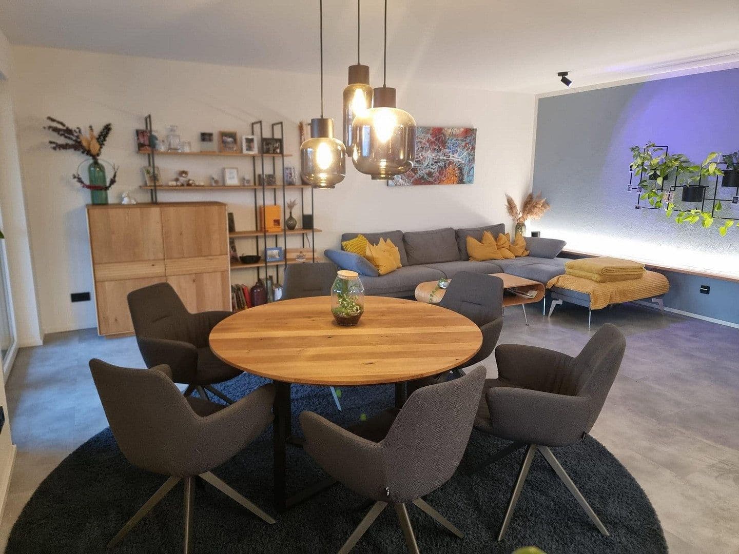 Prenájom bytu 3-izbový 108 m², Alemannenring 38, Ehingen, Bavorsko Prenájom bytu 3-izbový 108 m², Alemannenring 38, Ehingen, Bavorsko