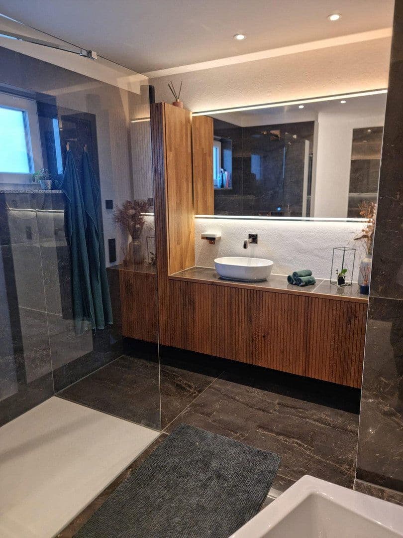 Prenájom bytu 3-izbový 108 m², Alemannenring 38, Ehingen, Bavorsko Prenájom bytu 3-izbový 108 m², Alemannenring 38, Ehingen, Bavorsko