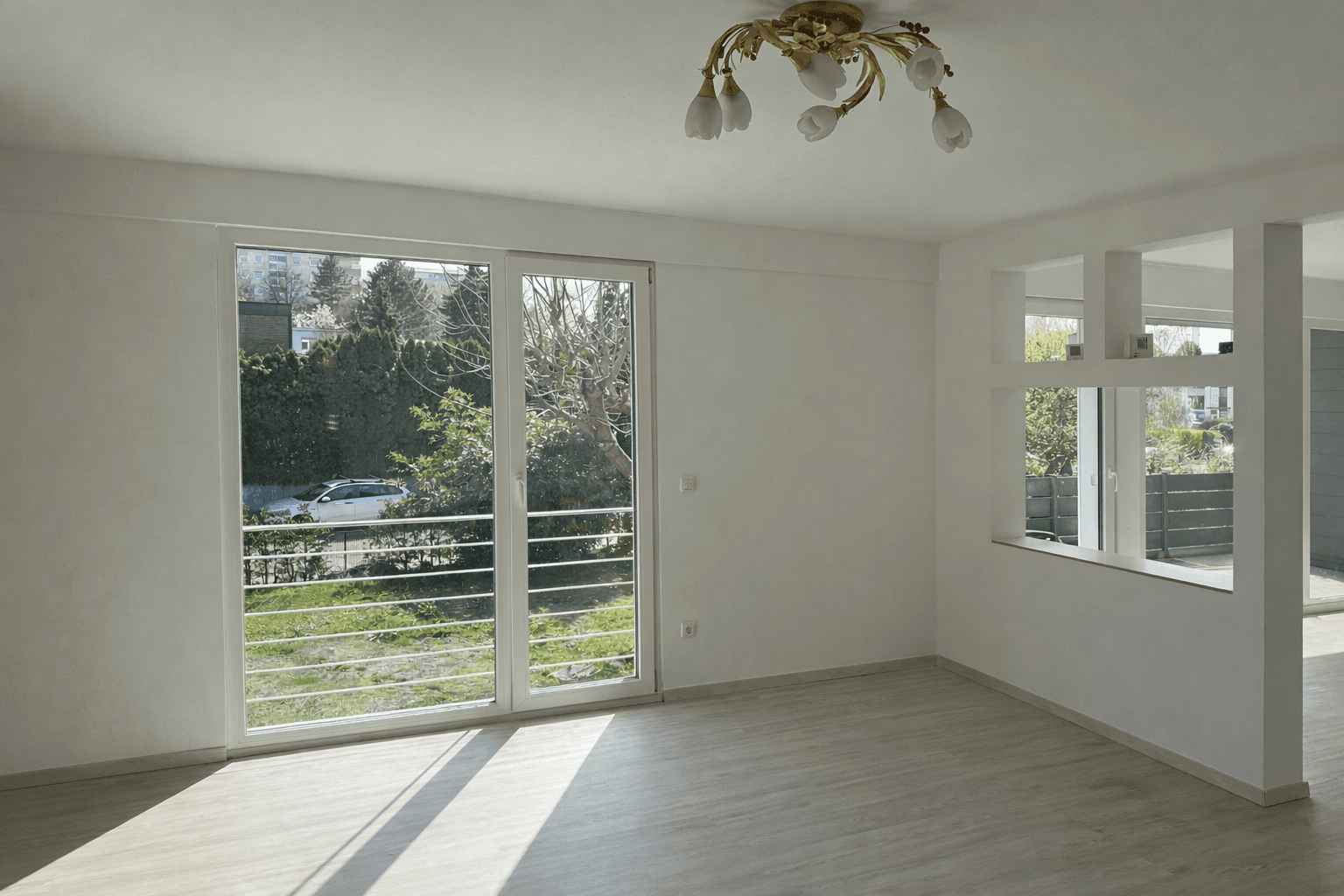 Predaj domu 261 m², pozemek 750 m², Regensburg, Bavorsko Predaj domu 261 m², pozemek 750 m², Regensburg, Bavorsko