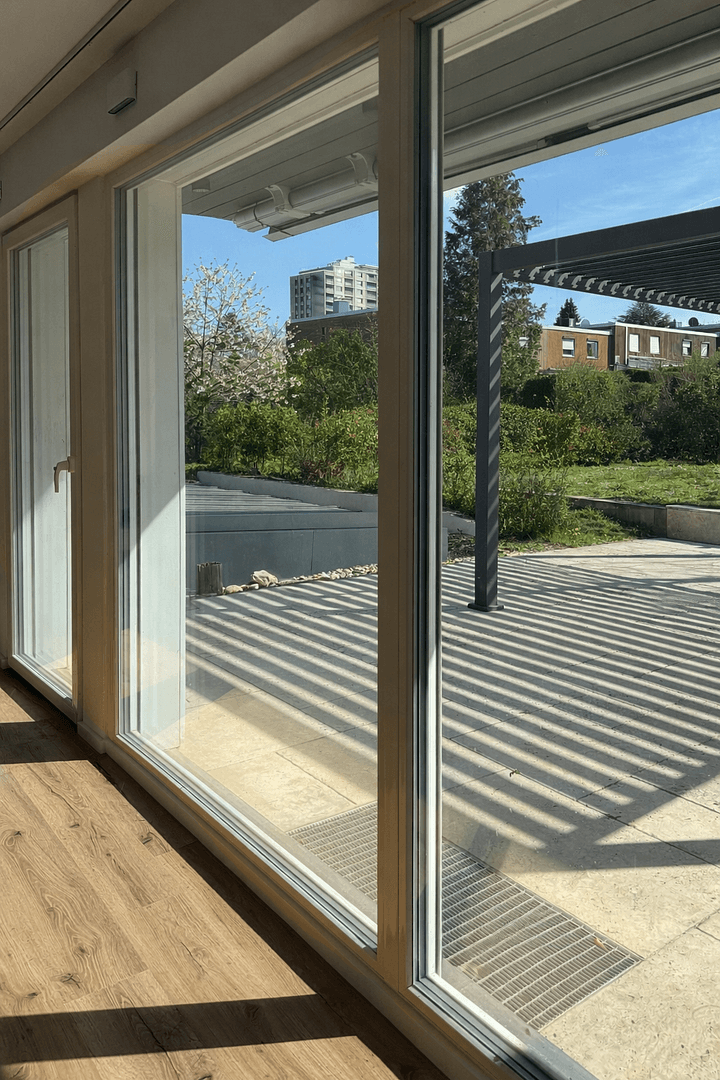 Predaj domu 261 m², pozemek 750 m², Regensburg, Bavorsko Predaj domu 261 m², pozemek 750 m², Regensburg, Bavorsko