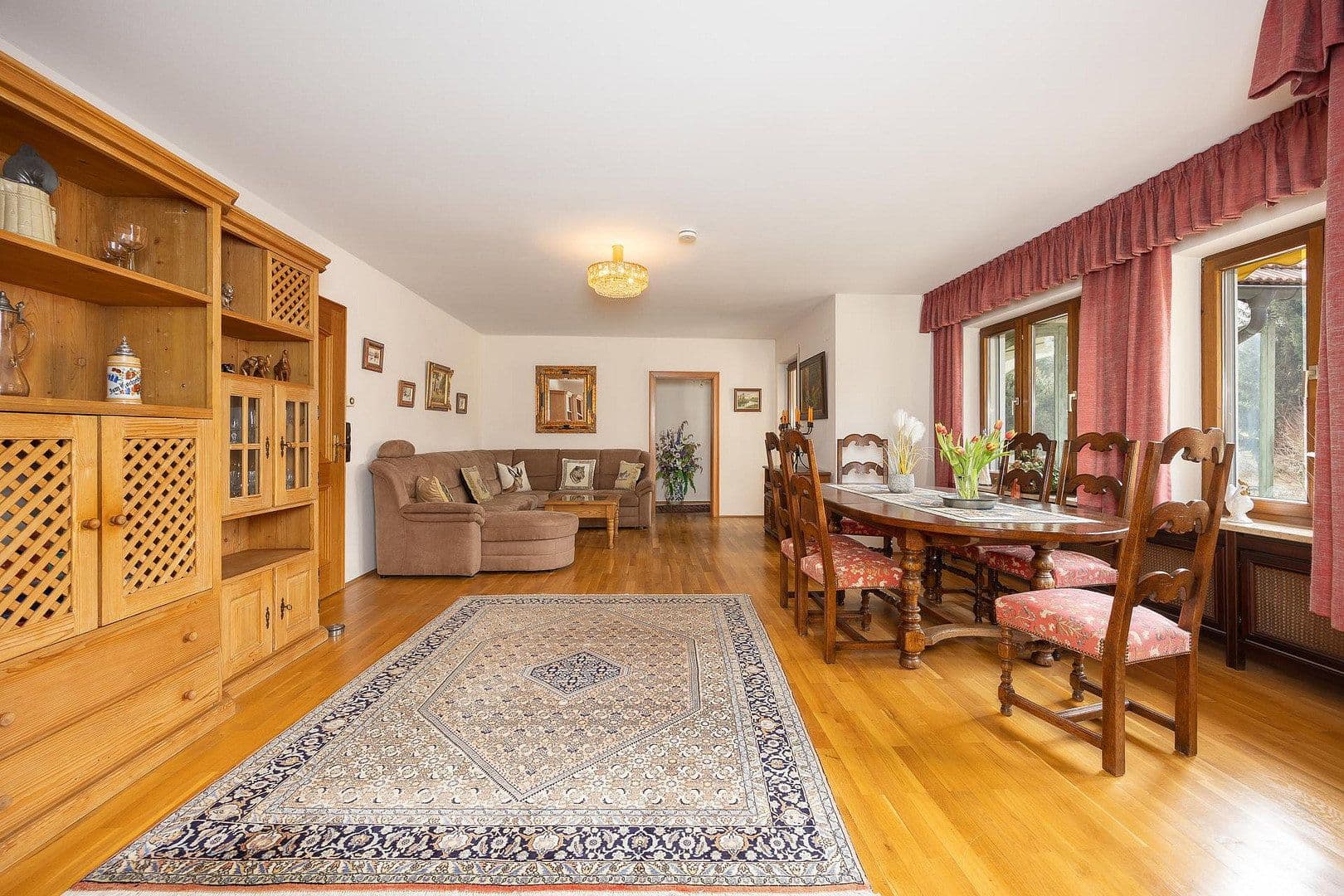 Predaj domu 280 m², pozemek 4.460 m², Regen, Bavorsko Predaj domu 280 m², pozemek 4.460 m², Regen, Bavorsko