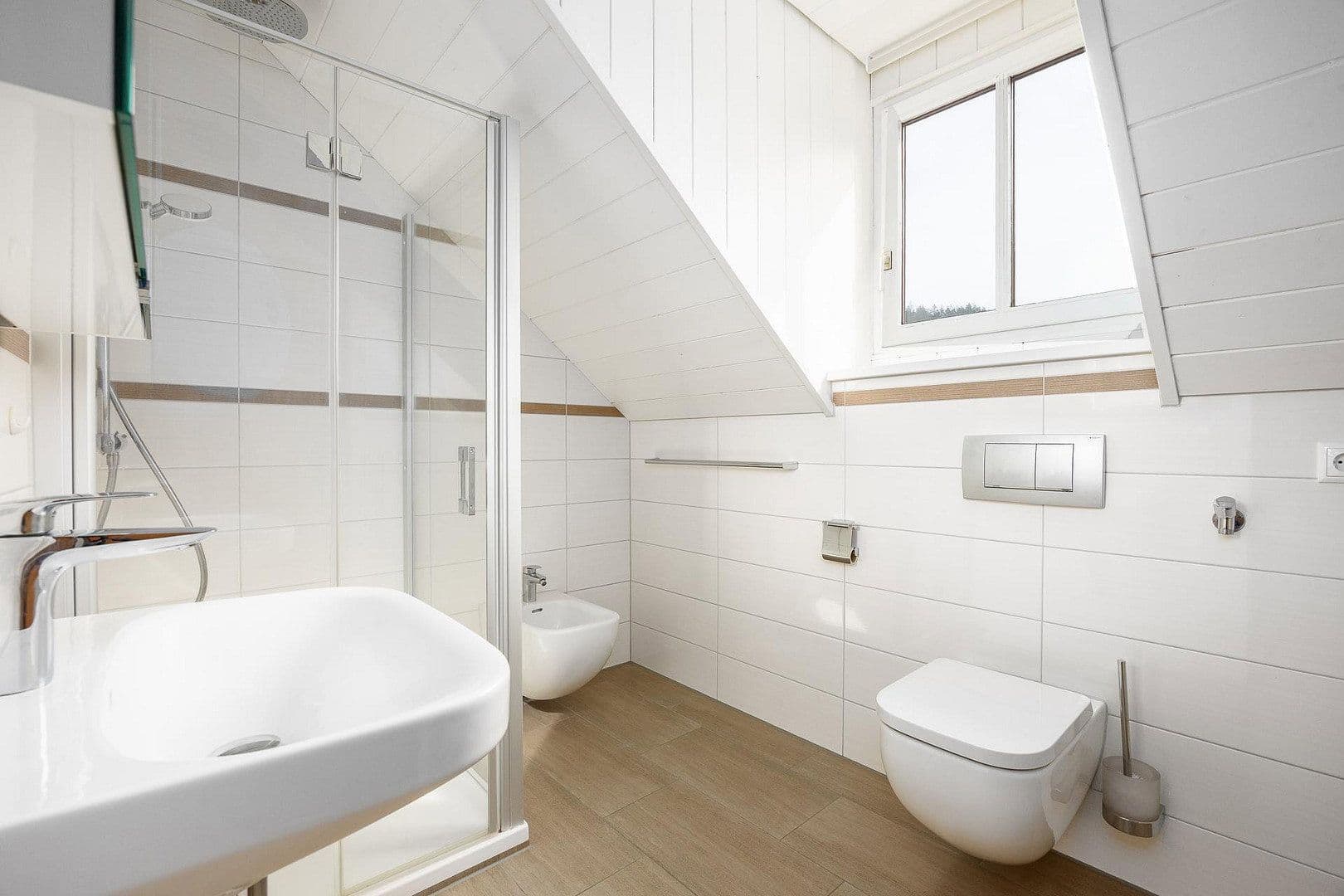 Predaj domu 280 m², pozemek 4.460 m², Regen, Bavorsko Predaj domu 280 m², pozemek 4.460 m², Regen, Bavorsko