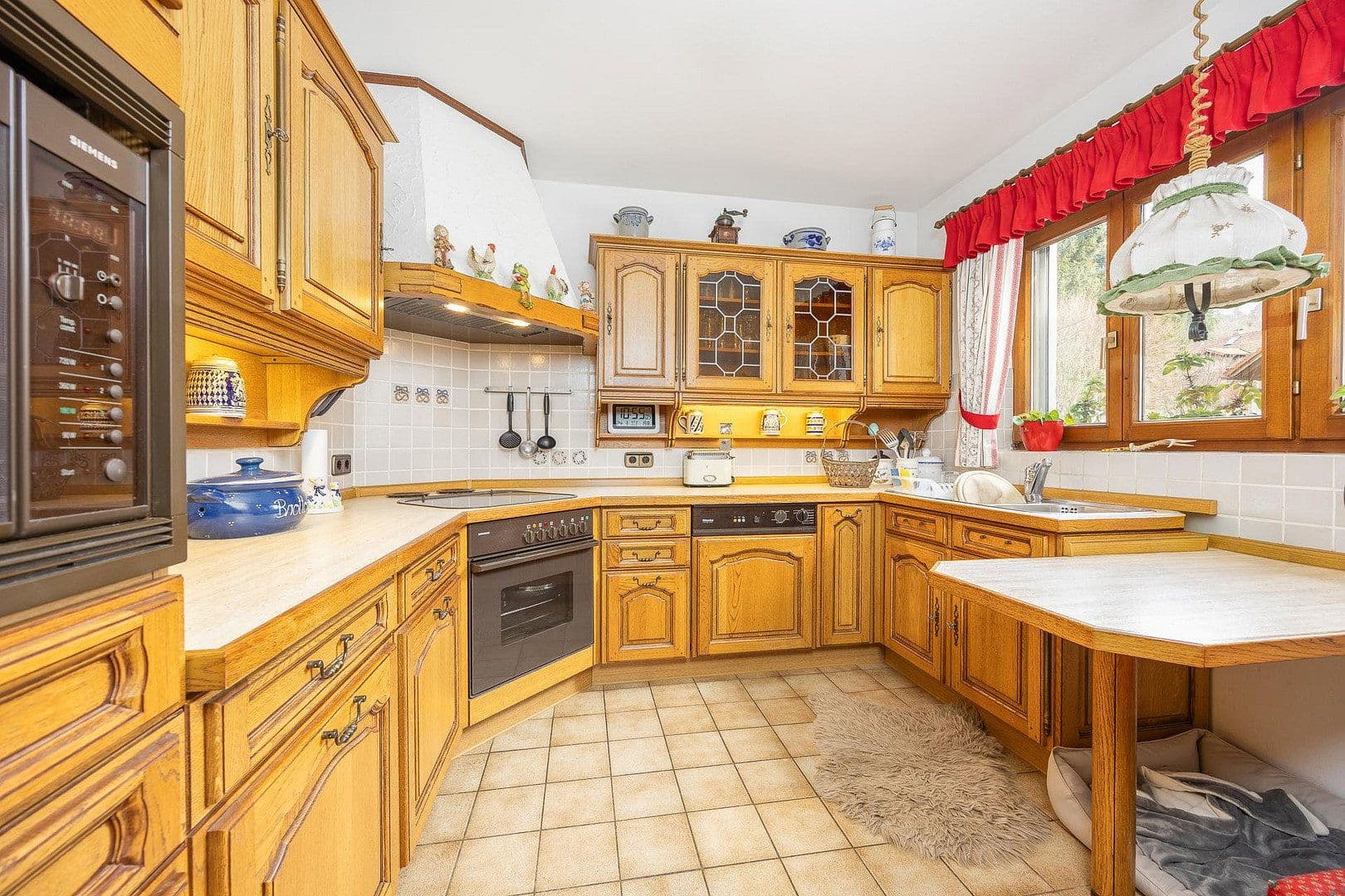 Predaj domu 280 m², pozemek 4.460 m², Regen, Bavorsko Predaj domu 280 m², pozemek 4.460 m², Regen, Bavorsko