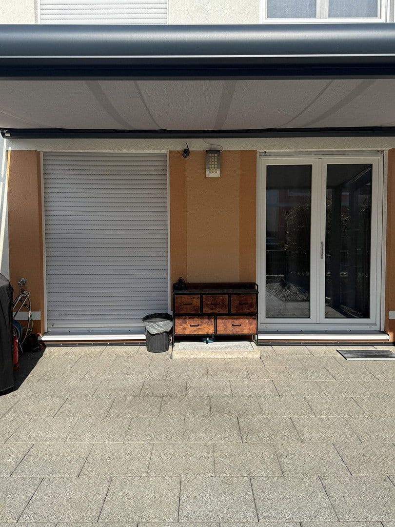 Predaj domu 137 m², pozemek 248 m², Adelsdorf, Bavorsko Predaj domu 137 m², pozemek 248 m², Adelsdorf, Bavorsko